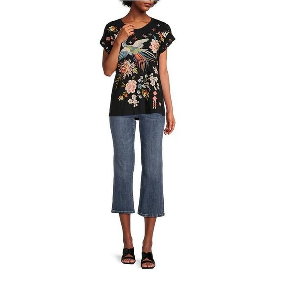 Johnny Was Ceretti Relaxed Tee Special Flower Black Floral Bird Cotton Shirt NEW - Picture 2 of 7